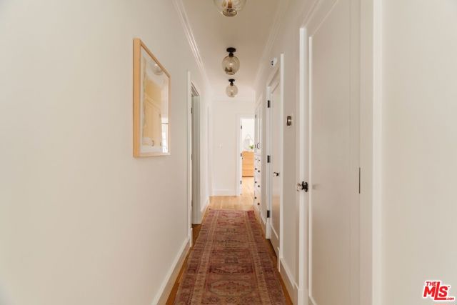 226 N Arden Boulevard, Los Angeles CA: https://media.crmls.org/mediaz/b05f24f0-36e5-4dea-ad64-5dc08b5b5c63.jpg