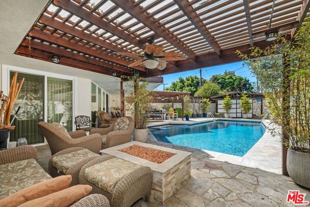 6505 S Halm Avenue, Los Angeles CA: https://media.crmls.org/mediaz/b05f3ca3-b3b3-4d42-be16-df953ab1f274.jpg