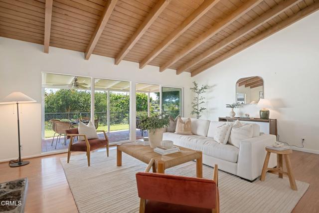 Detail Gallery Image 4 of 33 For 1111 Crestline Dr, Santa Barbara,  CA 93105 - 3 Beds | 2/1 Baths