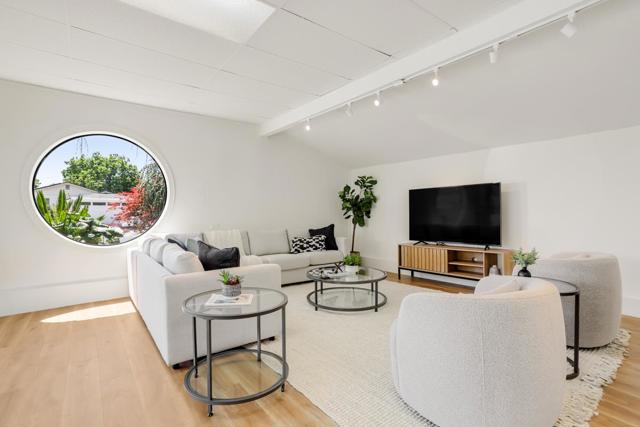 2189 Ventura Place, Santa Clara CA: https://media.crmls.org/mediaz/b0608344-7933-4de7-8bc6-4a9e8ffdaf54.jpg