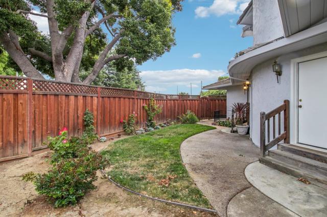495 Lincoln Avenue, Sunnyvale CA: https://media.crmls.org/mediaz/b060f371-4620-4128-8d3f-13372916320c.jpg