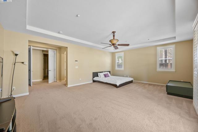 2132 Gold Poppy St, Brentwood CA: https://media.crmls.org/mediaz/b0617140-a2cd-49d5-a2e7-5a244a56e1f6.jpg