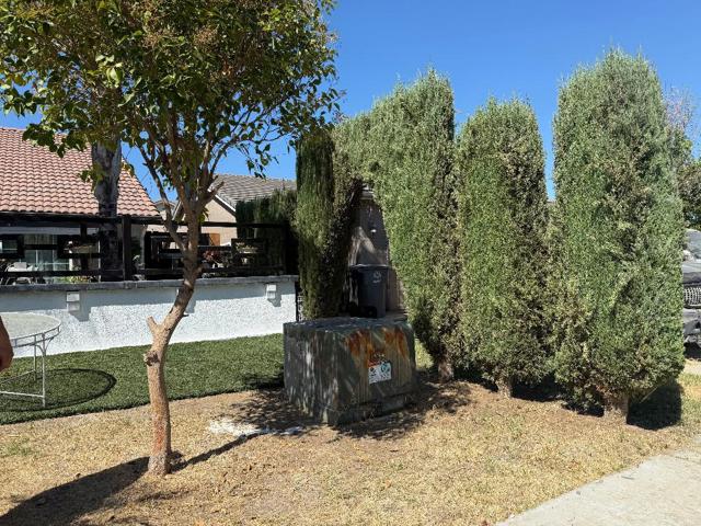 675 Pinot Noir Court, Los Banos CA: https://media.crmls.org/mediaz/b061a4b2-82bc-43f1-86b0-9aee93ef7871.jpg