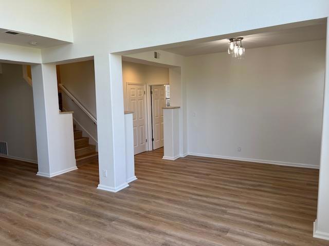 63 WATERSIDE Circle, Redwood City CA: https://media.crmls.org/mediaz/b062219e-dbc5-405d-ba64-dc5fbf3f284e.jpg