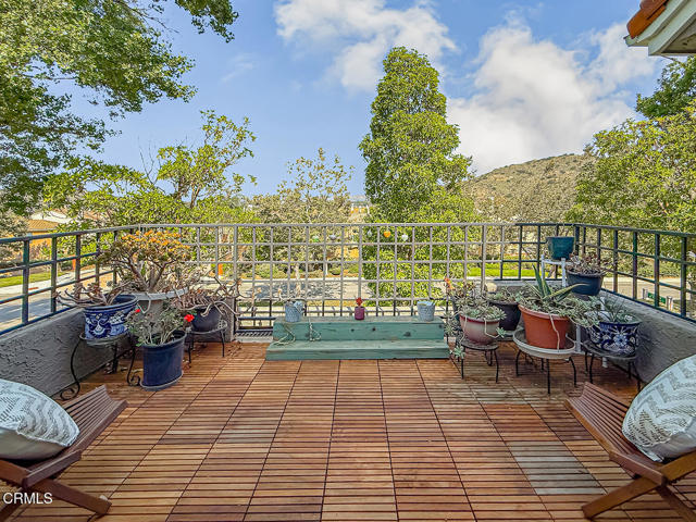 5965 Paseo Encantada, Camarillo CA: https://media.crmls.org/mediaz/b062e2b5-9195-40ac-829b-a721140a6128.jpg