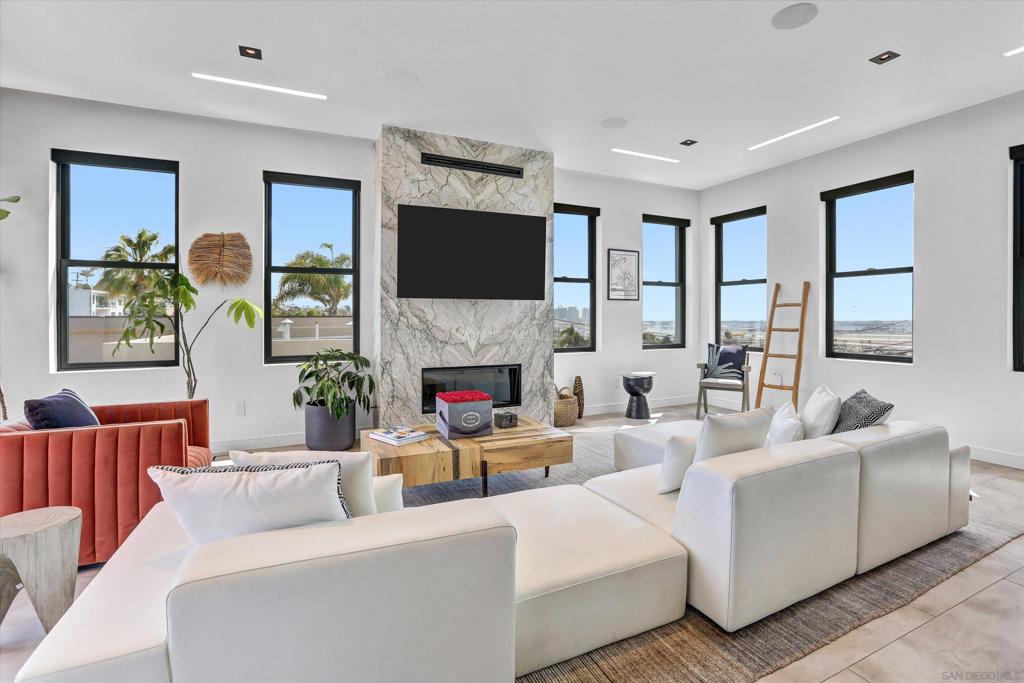 MLS #250022021SD img 6