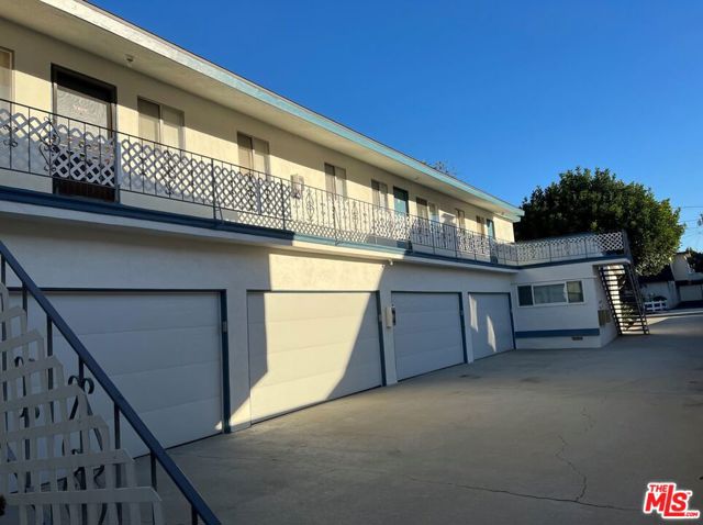 2605 Gates Avenue, Redondo Beach, California 90278, ,Residential Income,Sold,Gates,21102249