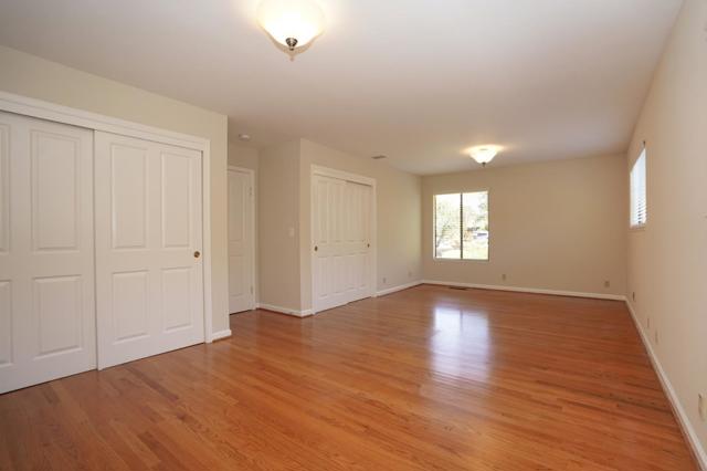 7175 Red Holly Court, San Jose CA: https://media.crmls.org/mediaz/b06564b8-3bb3-4de0-ab21-ac953fea2de5.jpg