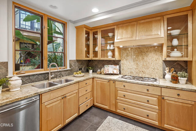 985 N Michillinda Avenue, Pasadena CA: https://media.crmls.org/mediaz/b065aa61-c286-4d2d-8985-71dba9f52023.jpg