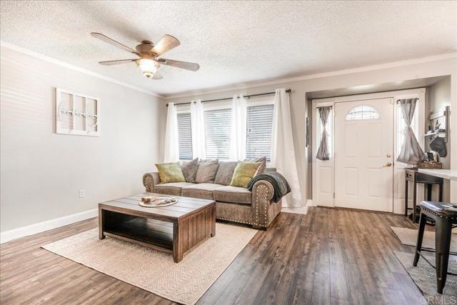 Detail Gallery Image 5 of 30 For 10212 Swanton Dr, Santee,  CA 92071 - 4 Beds | 2 Baths