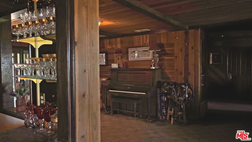 MLS #25613265 image #33