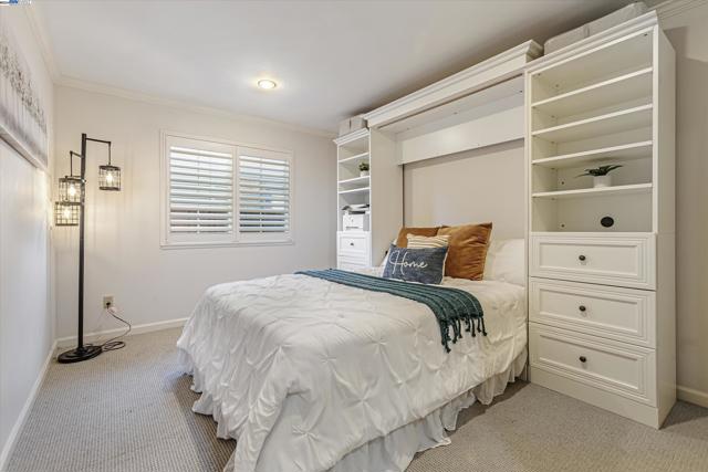 Image 15 of 31 For 3512 Whitehaven Dr
