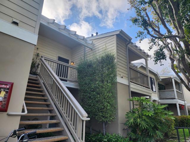 12229 Carmel Vista, San Diego CA: https://media.crmls.org/mediaz/b067b75b-8f48-4cbe-b44a-d414e25db7a2.jpg
