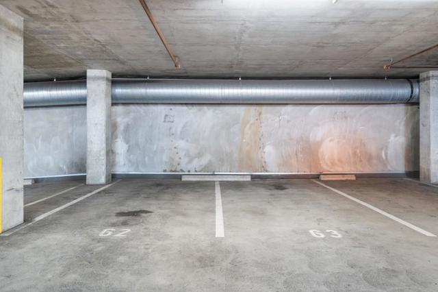 1 Mandalay Place, South San Francisco CA: https://media.crmls.org/mediaz/b0696e2d-2952-4e13-b148-1785b5306220.jpg