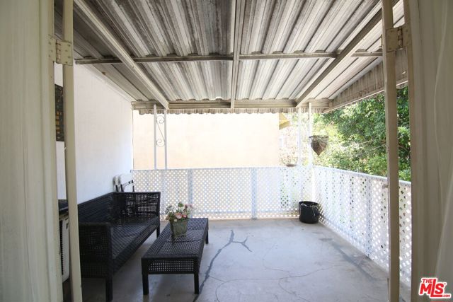 1028 N Hayworth Avenue, West Hollywood CA: https://media.crmls.org/mediaz/b0699292-71e9-4dde-8f9c-64fd0c377066.jpg