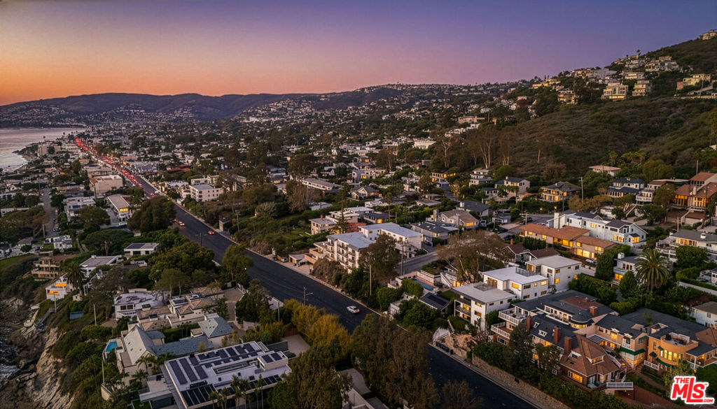 https://media.crmls.org/mediaz/b06a1259-f6d4-4da5-bbfa-1971768d8ead.jpg?preset=X-Large