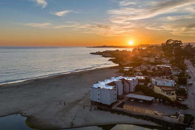 22130 E Cliff Drive, Santa Cruz CA: https://media.crmls.org/mediaz/b06a8d0a-c1fa-49f4-9952-b8c4540c66b3.jpg