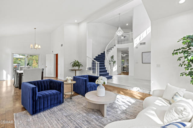 287 Golden Fern Court, Simi Valley CA: https://media.crmls.org/mediaz/b06aa7a7-53ce-46c8-9864-3aace5ecc10b.jpg