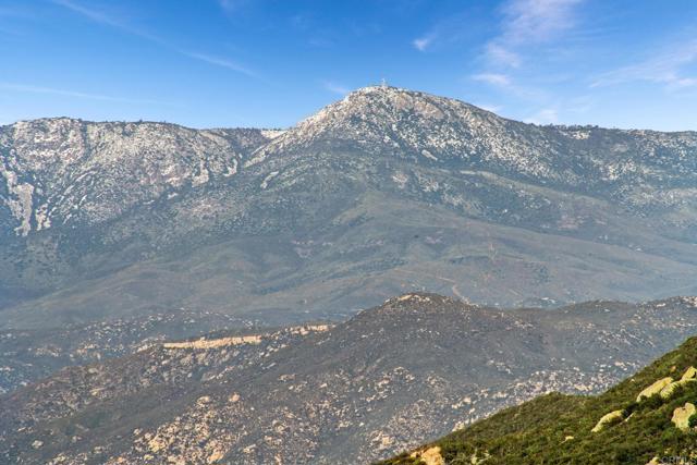 589 Anderson Road, Alpine CA: https://media.crmls.org/mediaz/b06b7ab9-eb46-43fd-b213-ce033c0421cd.jpg