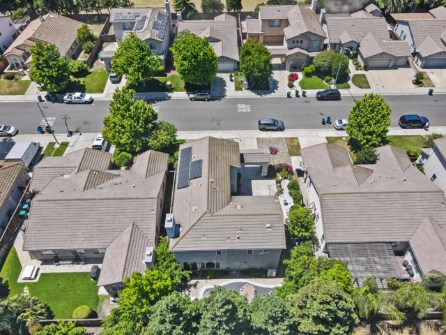 10628 Hidden Grove Circle, Stockton CA: https://media.crmls.org/mediaz/b06b7b12-3114-4f92-83bf-278744f4f89d.jpg