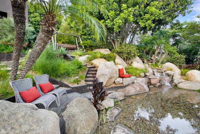 Detail Gallery Image 8 of 75 For 2893 Paseo Del Sol, Escondido,  CA 92025 - 4 Beds | 3 Baths