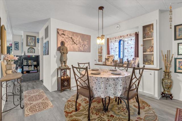 17617 Pond Derosa, Salinas CA: https://media.crmls.org/mediaz/b06bedf8-352e-44fc-b2f4-d79a6561bec2.jpg
