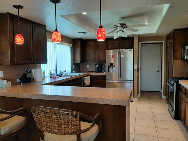 72385 Beverly Way, Rancho Mirage CA: https://media.crmls.org/mediaz/b06cba95-d011-4282-9b6f-8d1cf64621d8.jpg