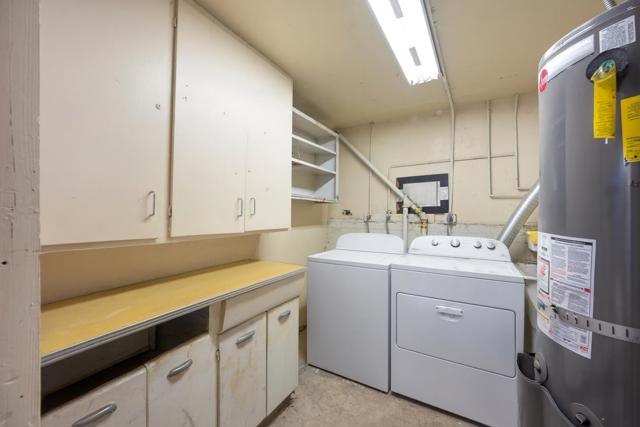 100 W 38th Avenue, San Mateo CA: https://media.crmls.org/mediaz/b06cbb9c-966d-4215-a8f8-5f871ca45cc9.jpg