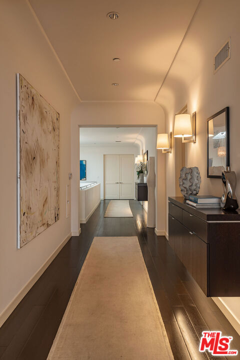 22368 Pacific Coast Highway, Malibu CA: https://media.crmls.org/mediaz/b06d309c-1e15-4944-8c1c-374717142fc5.jpg