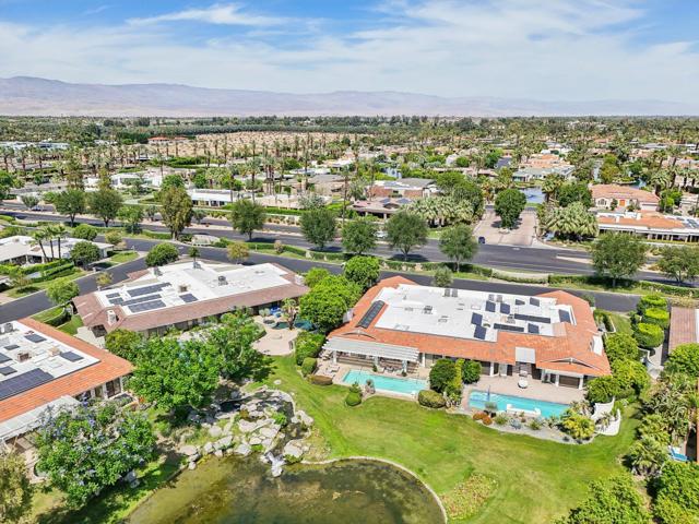 23 Park Lane, Rancho Mirage CA: https://media.crmls.org/mediaz/b06d7b7b-b0d6-4613-b1ec-3d231775320e.jpg
