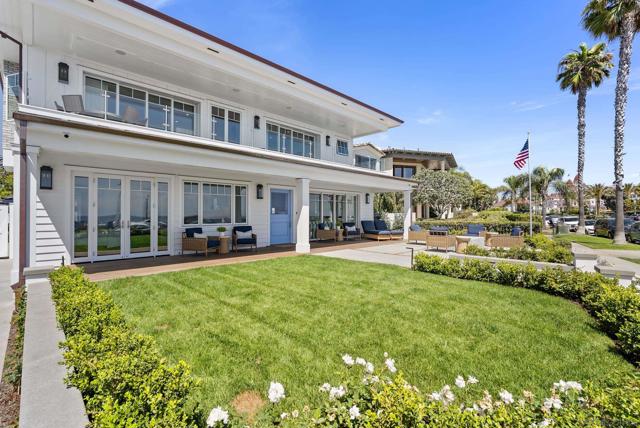 1059 Ocean Blvd, Coronado CA: https://media.crmls.org/mediaz/b06eaa9b-eff9-43bd-920c-780c58e8df79.jpg
