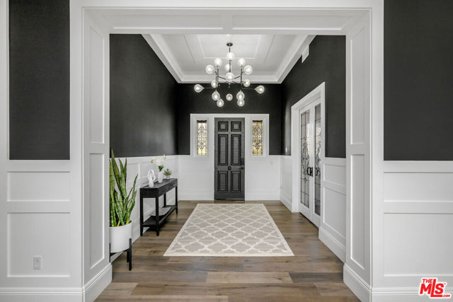 1 Falconridge Drive, Coto de Caza CA: https://media.crmls.org/mediaz/b06f3c4c-ef92-44c1-97ac-d62d7440ba08.jpg