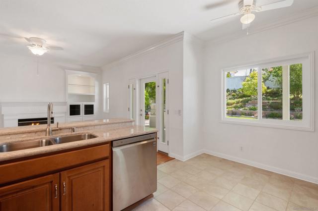 40998 Promenade Chardonnay Hls, Temecula CA: https://media.crmls.org/mediaz/b0711a15-75d4-4dc7-a84a-97ada06e4f9f.jpg