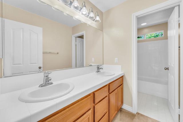 Detail Gallery Image 49 of 75 For 880 Summer Moon Rd, San Marcos,  CA 92078 - 4 Beds | 3/1 Baths
