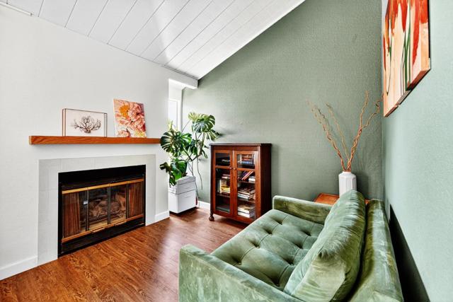 1757 30th Avenue, Santa Cruz CA: https://media.crmls.org/mediaz/b071a958-05fd-4dde-9bf4-e42af89cb968.jpg