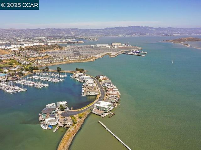 1460 Sandpiper Spit, Richmond CA: https://media.crmls.org/mediaz/b071b7a9-e06a-4ffe-8b9c-856e091dd63d.jpg