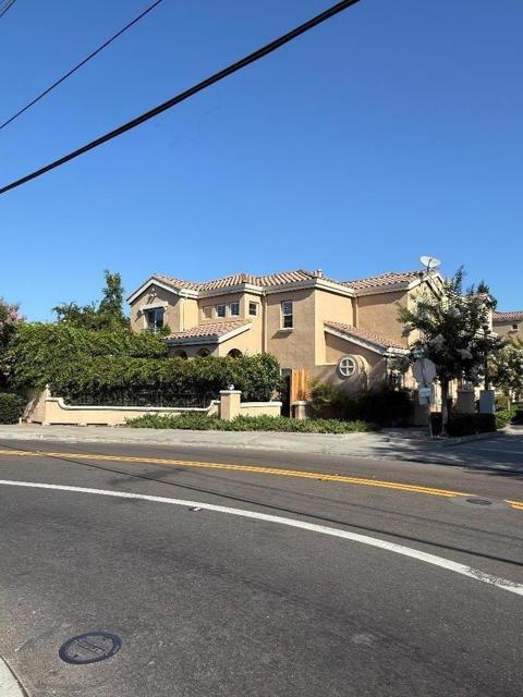 5593 Cedar Garden Court, San Jose CA: https://media.crmls.org/mediaz/b072aa75-7de7-4b08-9f7a-abc9664ad779.jpg