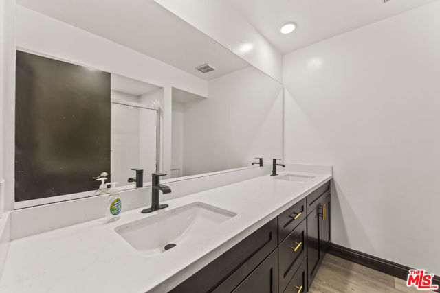 9724 Bothwell Road, Northridge CA: https://media.crmls.org/mediaz/b072e5df-913a-4b1d-8e3b-268dccea2a38.jpg