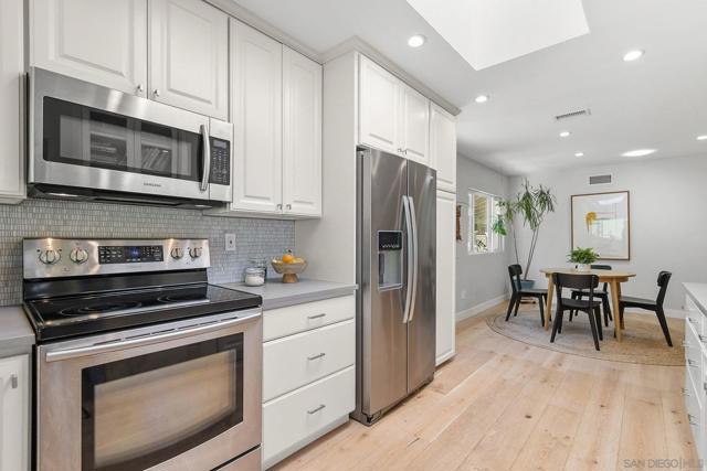 Image 14 of 33 For 3964 Calgary Ave