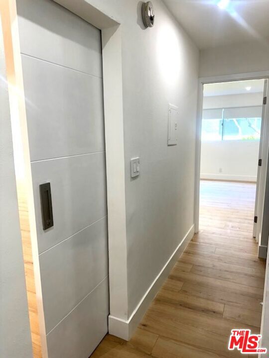 11645 Montana Avenue, Los Angeles CA: https://media.crmls.org/mediaz/b074327b-b299-4546-a031-510632760749.jpg