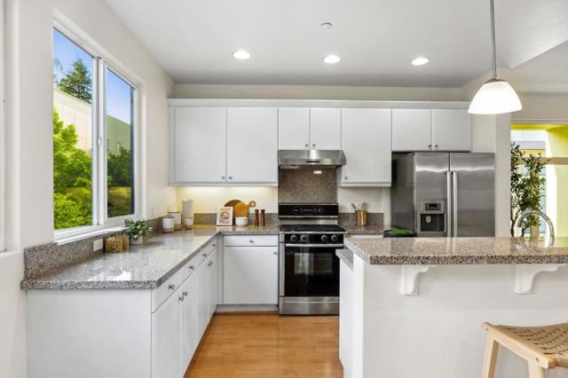 3812 Quail Drive, Palo Alto CA: https://media.crmls.org/mediaz/b07432bd-c079-4634-a393-6bd2965a5367.jpg