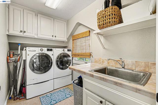 4275 QUAIL RUN PL, Danville CA: https://media.crmls.org/mediaz/b074b974-e662-4610-9a07-df0f89d39fac.jpg