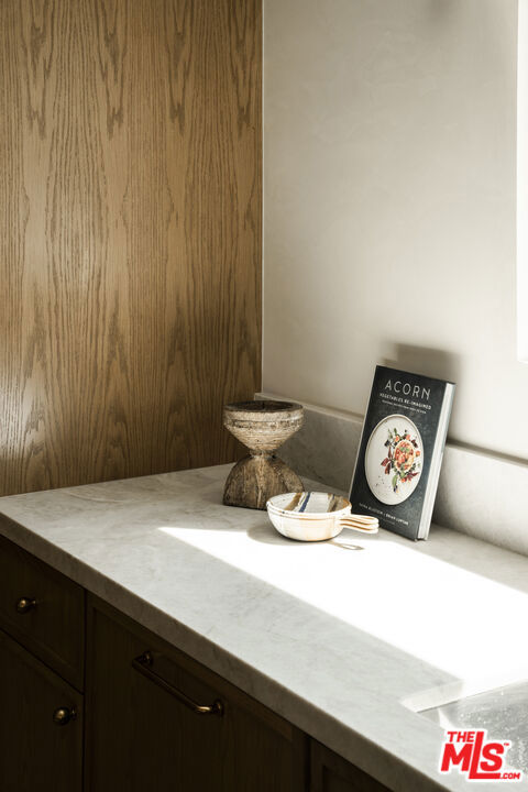 30610 Las Estrellas Drive, Malibu CA: https://media.crmls.org/mediaz/b0761ac5-0ec9-4401-aa05-22d1e33cc5fe.jpg