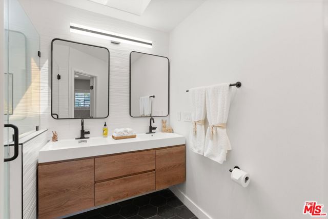 2804 Spreckels Lane, Redondo Beach, California 90278, 3 Bedrooms Bedrooms, ,2 BathroomsBathrooms,Residential,Sold,Spreckels,25587309 2804 Spreckels Lane, Redondo Beach, California 90278, 3 Bedrooms Bedrooms, ,2 BathroomsBathrooms,Residential,Sold,Spreckels,25587309