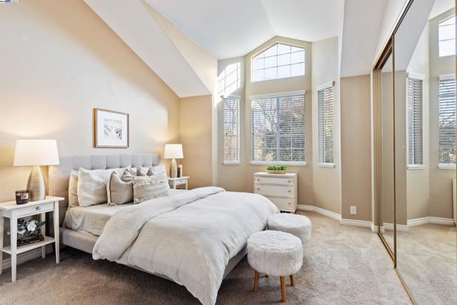 5409 Cameo Ct, Pleasanton CA: https://media.crmls.org/mediaz/b0785155-a4ab-4230-96c7-f653bd94b9a2.jpg