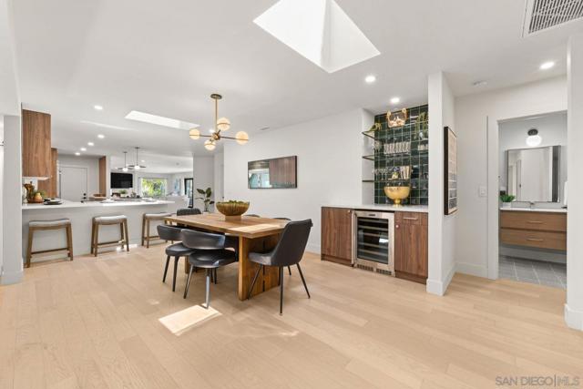 896 La Jolla Rancho Road, La Jolla CA: https://media.crmls.org/mediaz/b07884e5-fba6-449f-aa47-58c980f5f70b.jpg