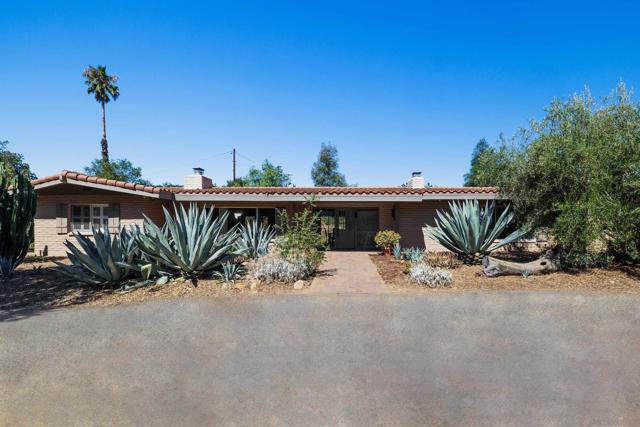17711 S Mesa Drive, Pauma Valley CA: https://media.crmls.org/mediaz/b0796b76-3da3-4085-8237-22d57a97b612.jpg