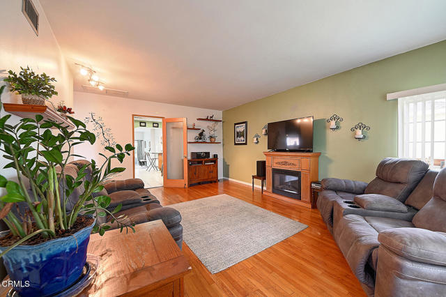 Detail Gallery Image 14 of 53 For 2030 Lomita Park Pl, Lomita,  CA 90717 - 3 Beds | 2 Baths