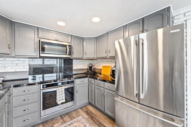 148 Mason Street, Santa Cruz CA: https://media.crmls.org/mediaz/b07a1e2a-ad22-4b2f-ae9b-75ce717f1902.jpg