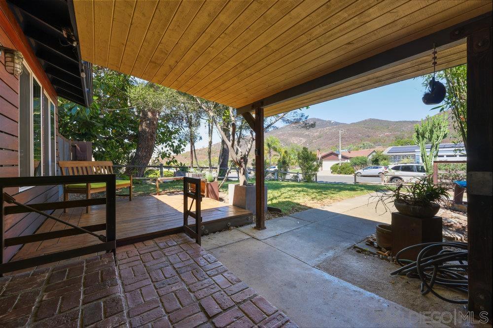 MLS #250034913SD image #34